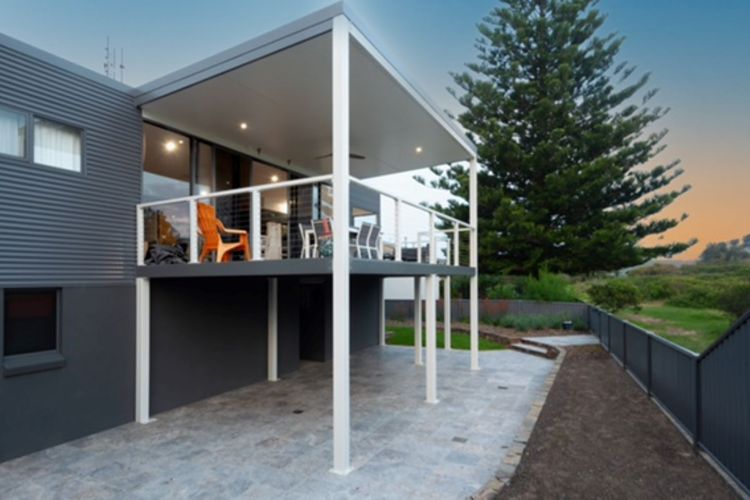 Jenkins Beach House Galwad y mor Call of the Sea