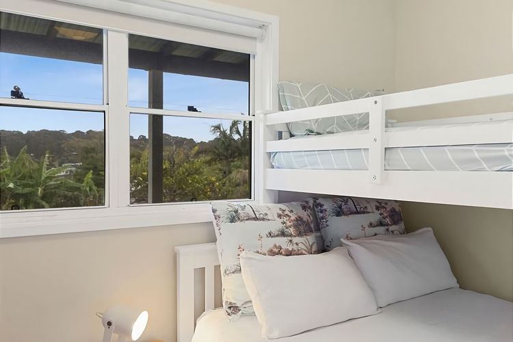 Lil Shack by the Sea