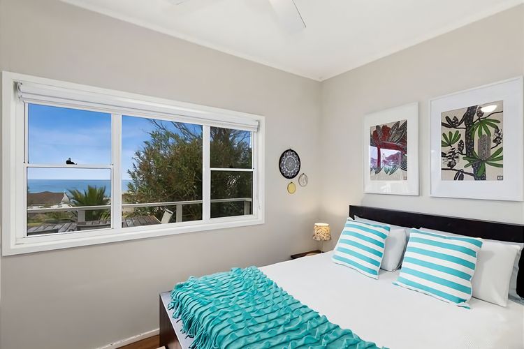 Lil Shack by the Sea