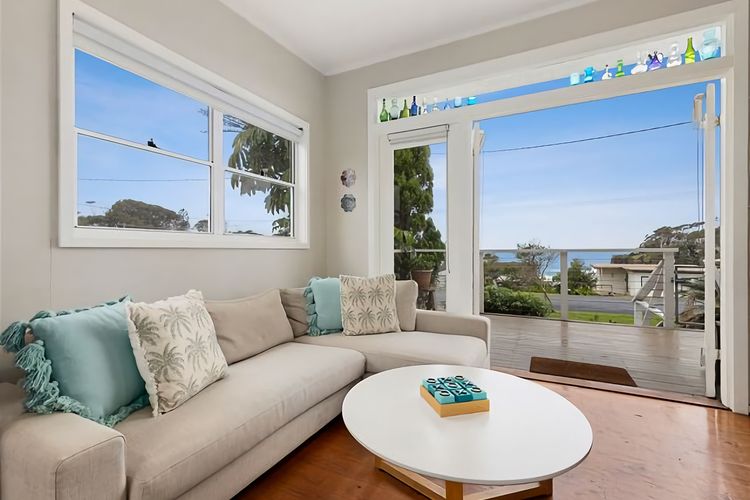 Lil Shack by the Sea