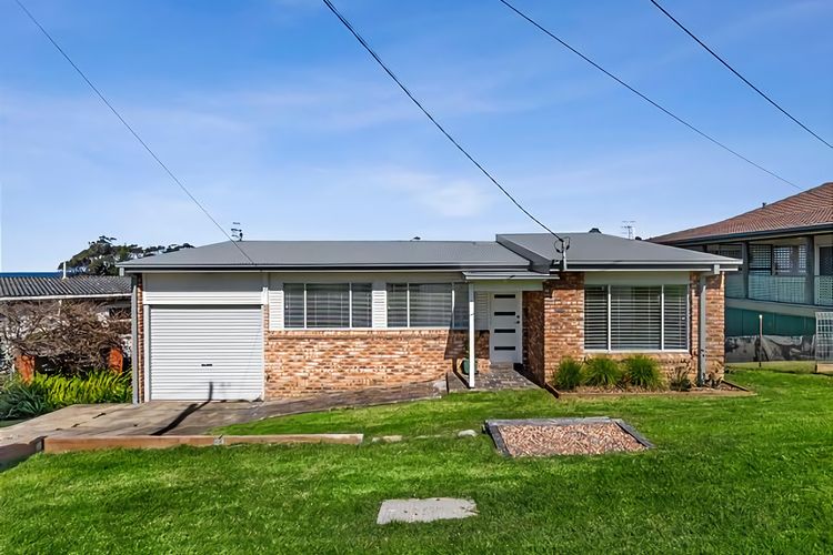 The Bach House Pet Friendly in Malua Bay