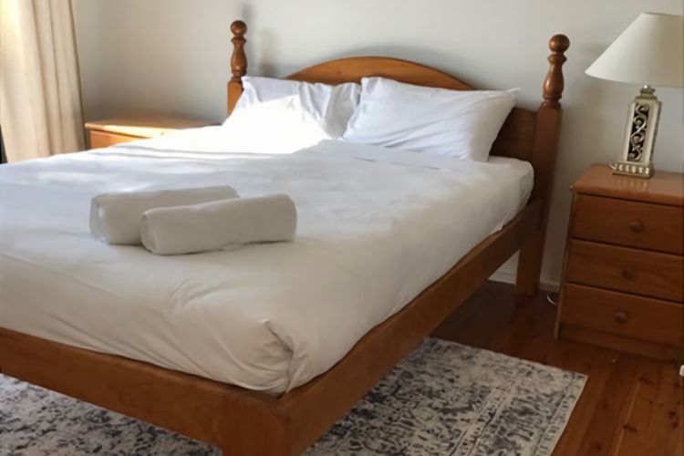 Carr Street Murramurang National Park