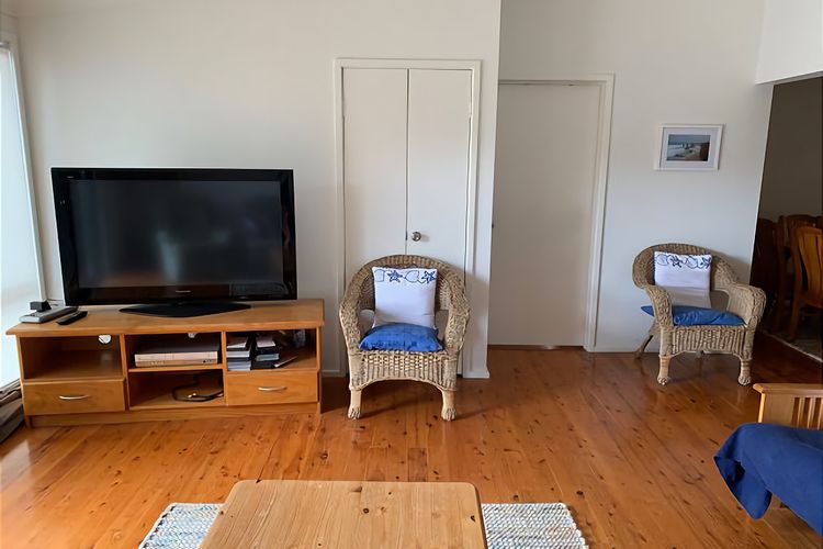 Carr Street Murramurang National Park