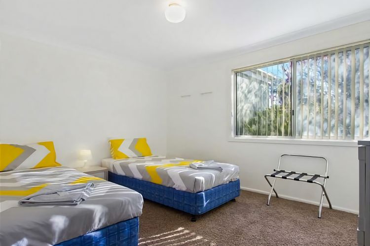 Denham Avenue Whole House Beachside Escape