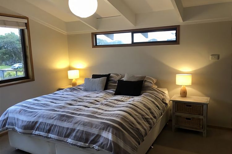 Sunpatch at Tomakin Beach