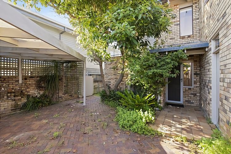 Sunpatch at Tomakin Beach