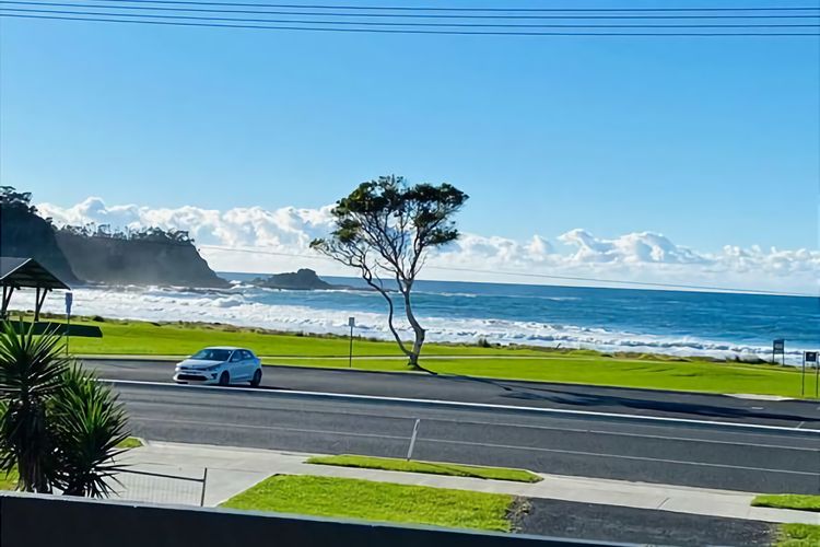 Malua Bay Beach house