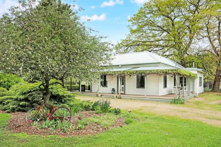 Stirling Homestead