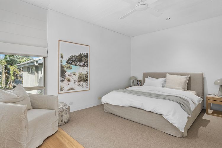 Waters Edge absolute beachfront