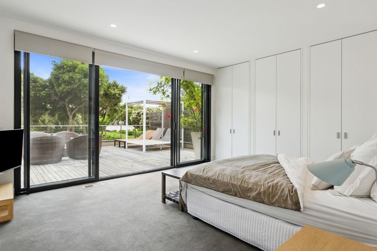 Moonah Pool and Spa Retreat Portsea
