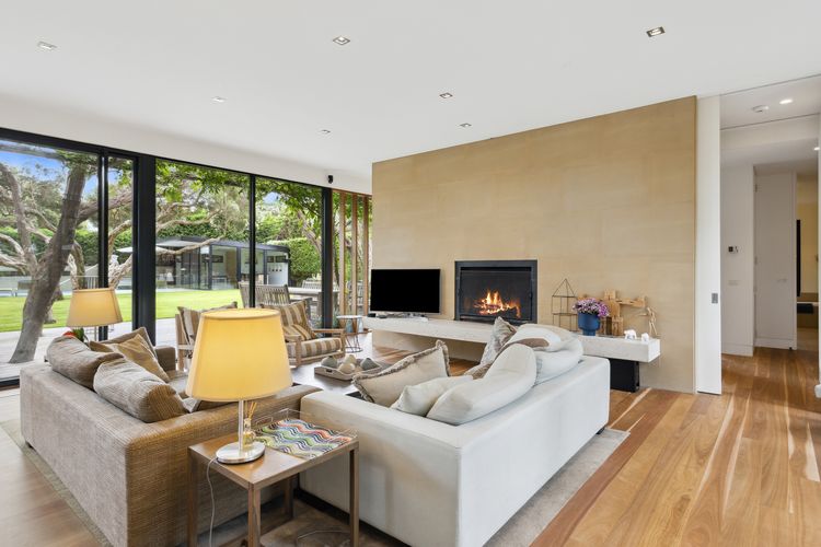 Moonah Pool and Spa Retreat Portsea