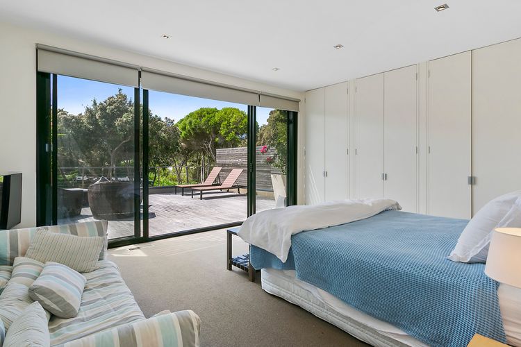 Moonah Pool and Spa Retreat Portsea