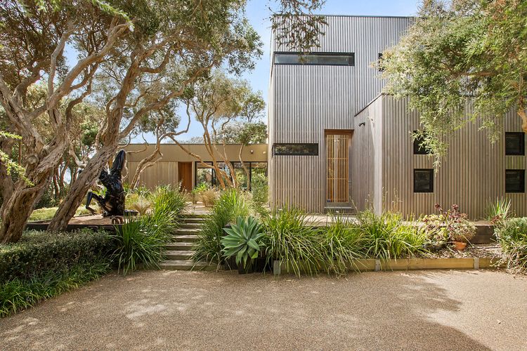 Moonah Pool and Spa Retreat Portsea