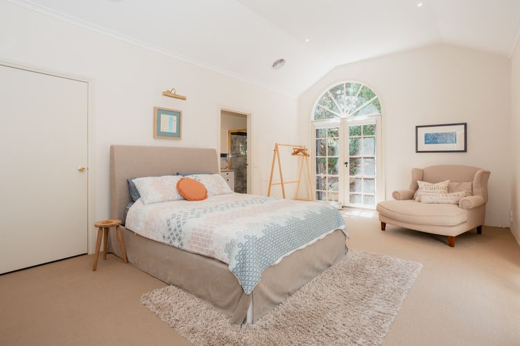 Portsea Hideaway Classic Style