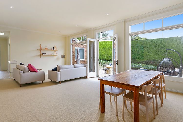 Sandborne Moments to the Sand