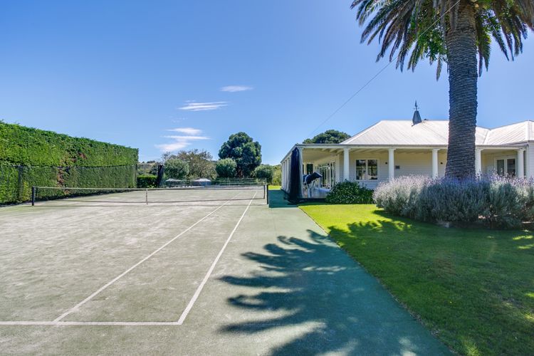 Tara Portsea Beach House