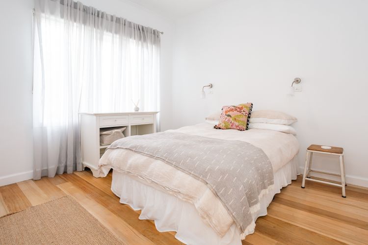 Beachside Walk to Bay Beach Sorrento