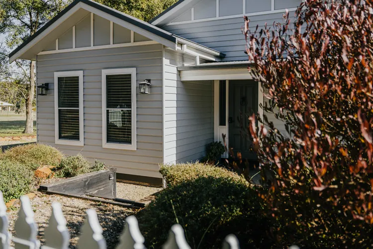 Cow Bell Cottage