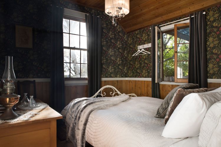 Rosey Knoll Cottage