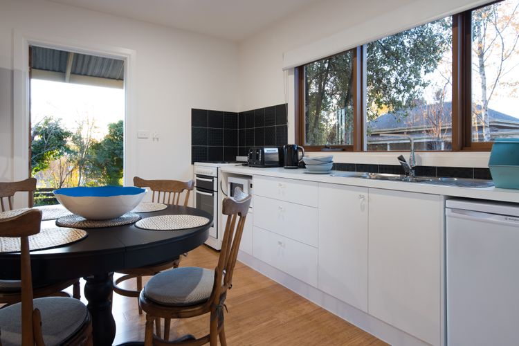Rosey Knoll Cottage