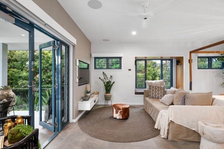 Mimosa Lodge