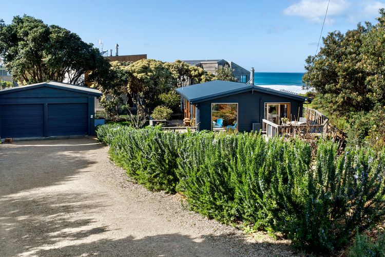 Sand & Sauna Retreat