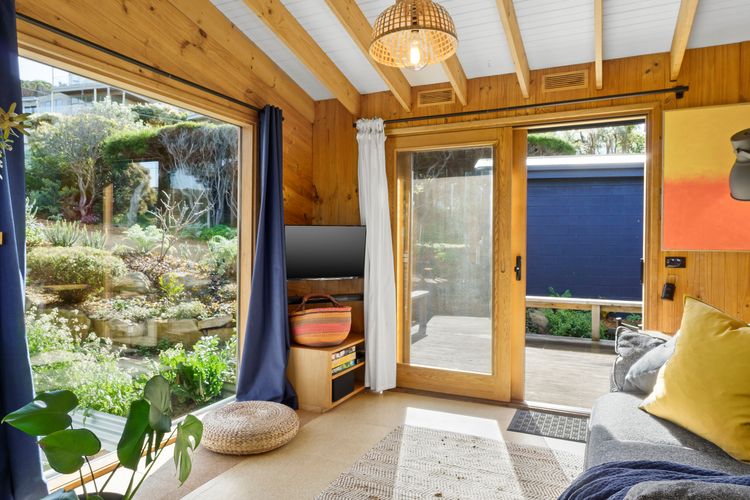 Sand & Sauna Retreat