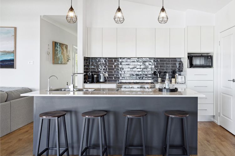 River View Beach Hub