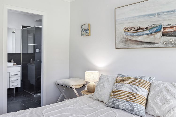 River View Beach Hub