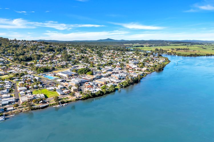 River View Beach Hub