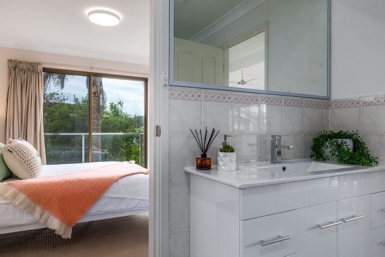 Jewel of Gerroa, Gerroa