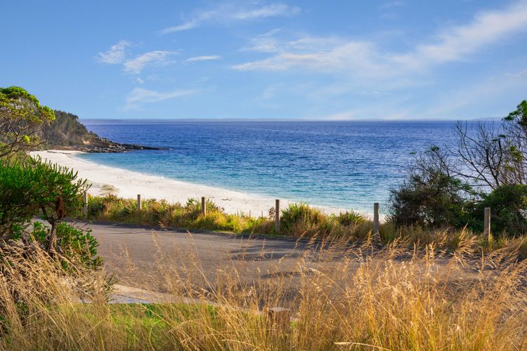 Chinamans at Hyams Beach