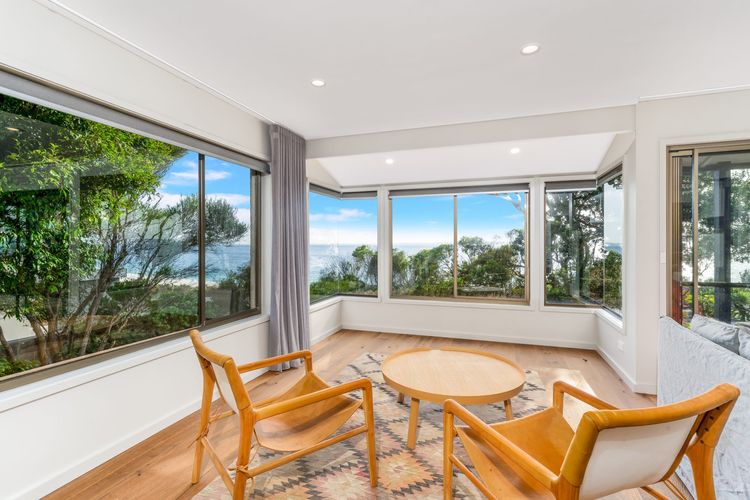 Chinamans at Hyams Beach