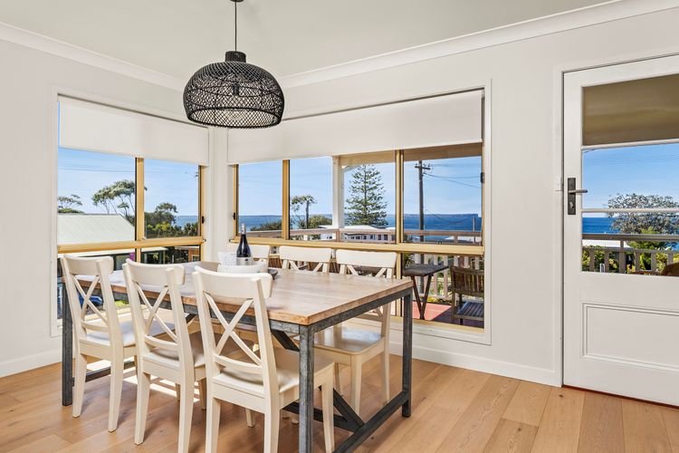 On Cyrus at Hyams Beach