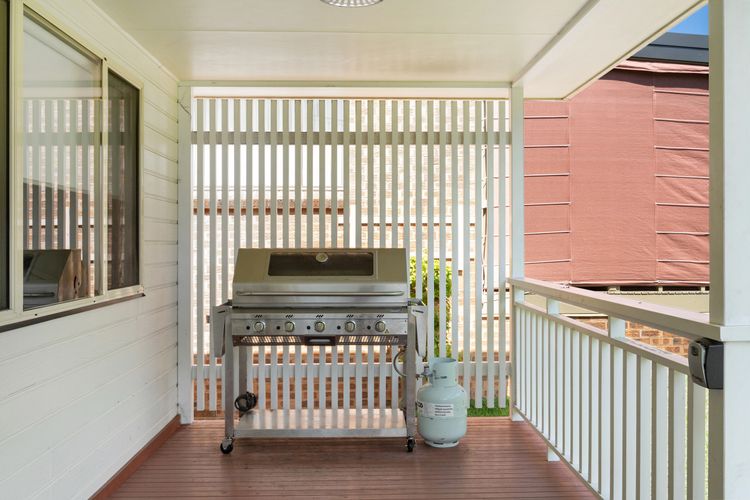 On Cyrus at Hyams Beach