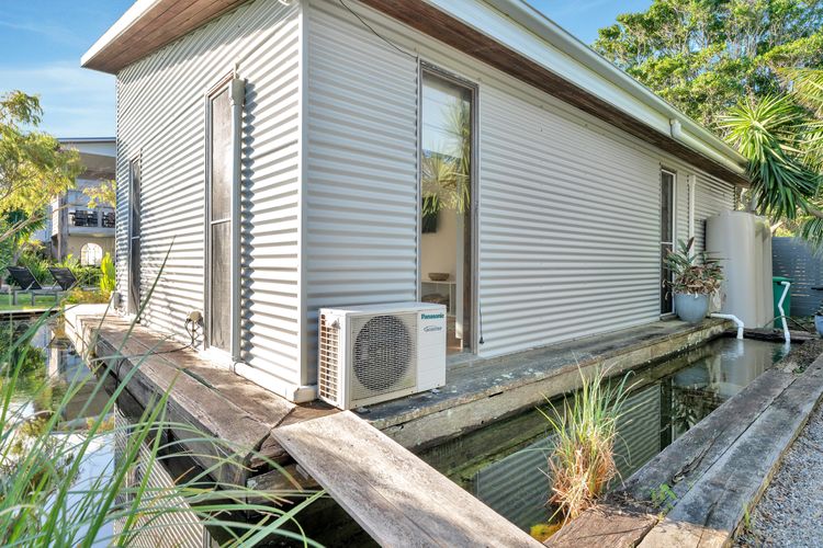 Rocinante, Werri Beach – Gerringong