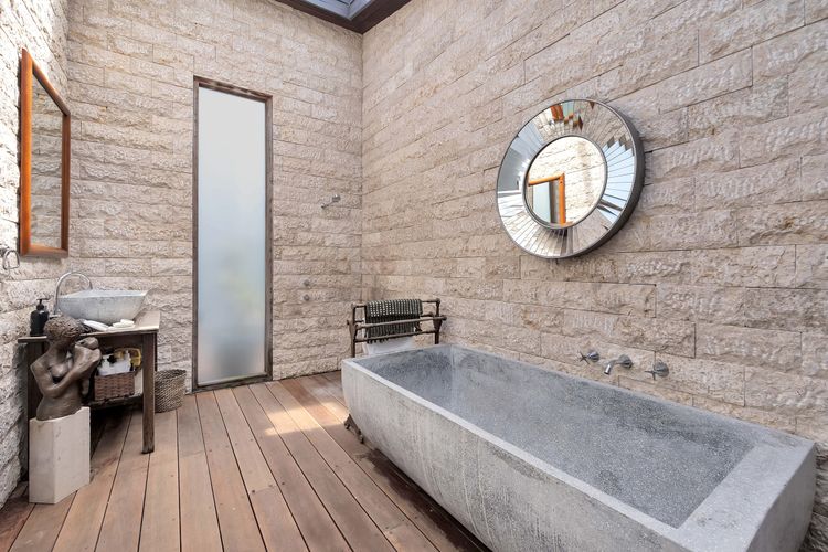 Rocinante, Werri Beach – Gerringong