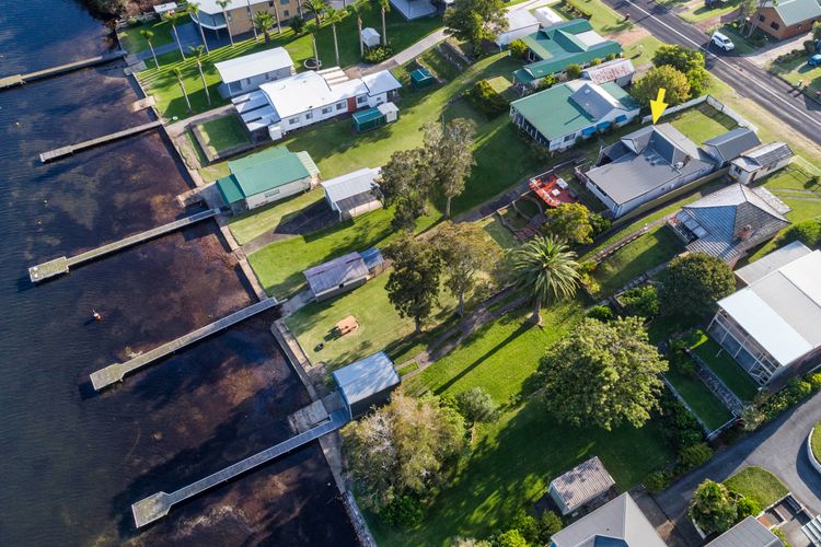 On Golden Ponds at Erowal Bay