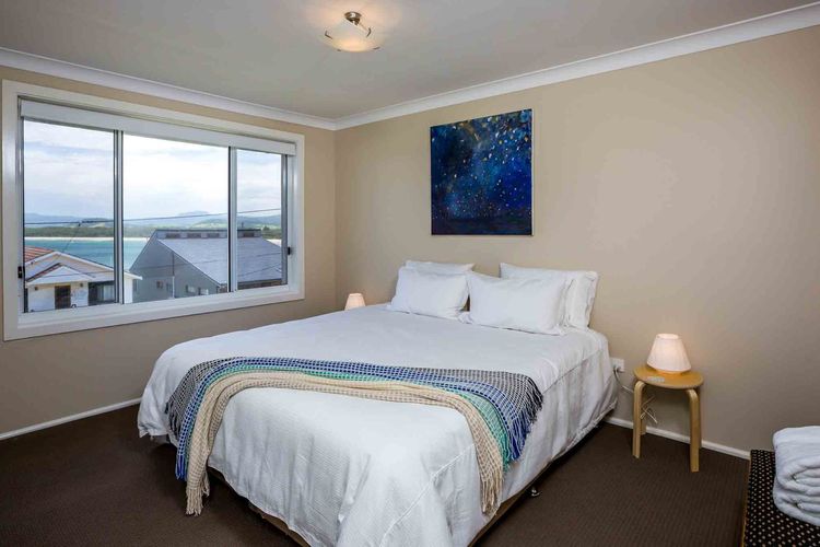 Peninsula 180, Gerroa