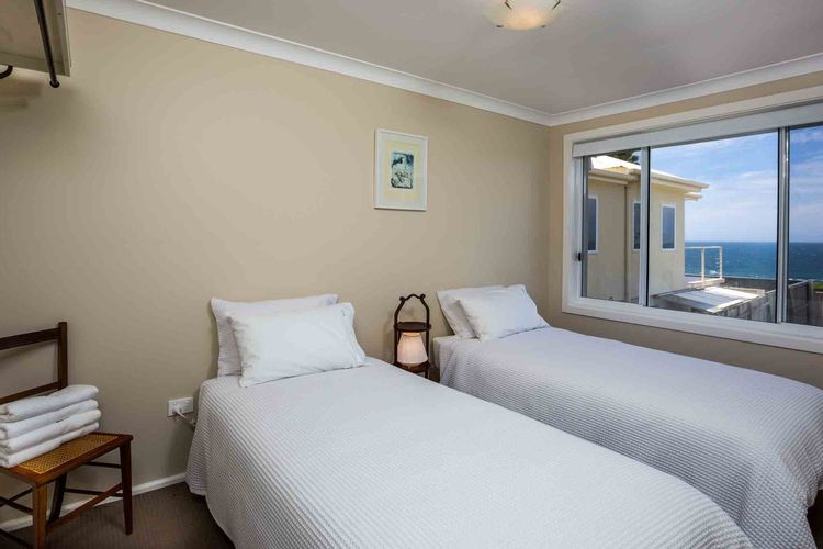 Peninsula 180, Gerroa