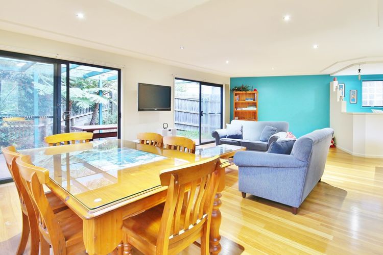 Sand Water at Hyams Beach