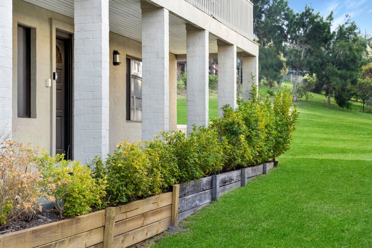 Sandals at the Bay – Downstairs, Hyams Beach