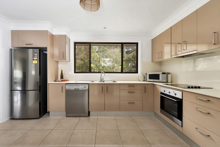 Sandals at the Bay – Upstairs sleeps 6, Hyams Beach