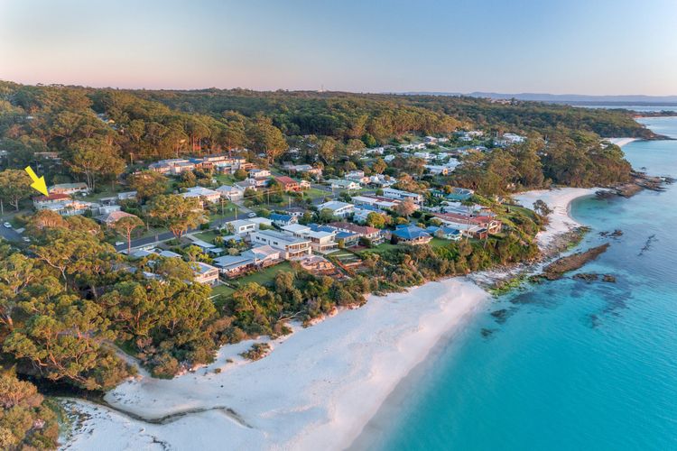 Sandals at the Bay – Upstairs sleeps 6, Hyams Beach