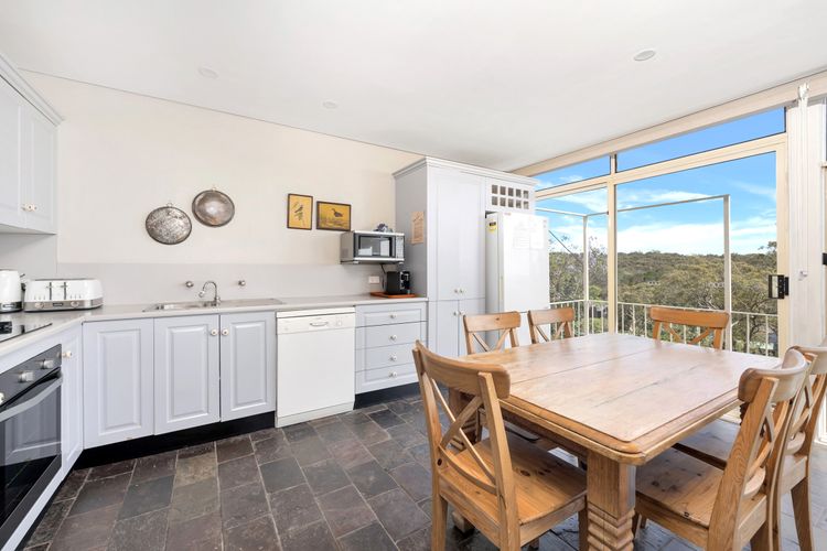 Sea Point at Hyams Beach