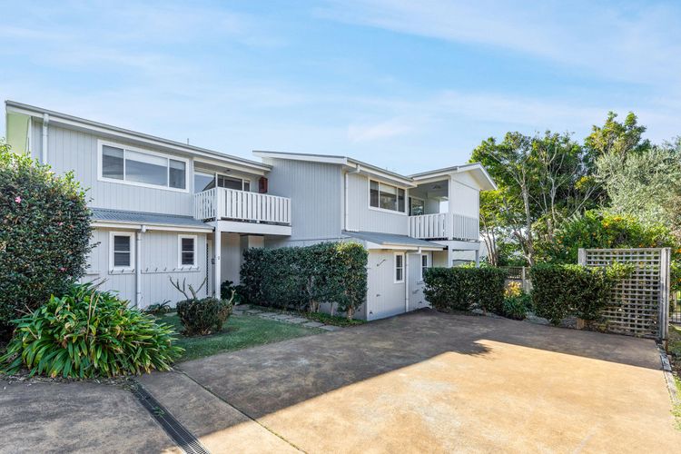 Seascape Cottage at Hyams Beach