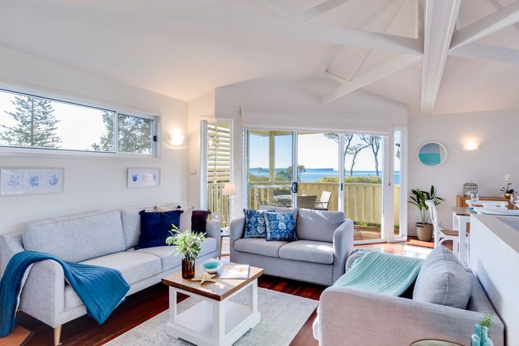 Seascape Cottage at Hyams Beach