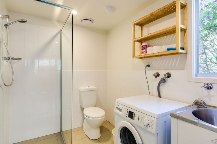 Shanti at Hyams Beach