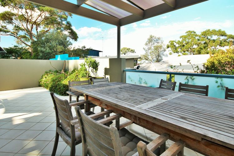 Shorelines at Hyams Beach