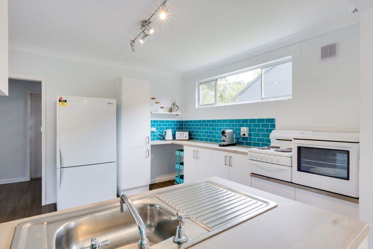 Bay Breeze at Blenheim Beach, Vincentia